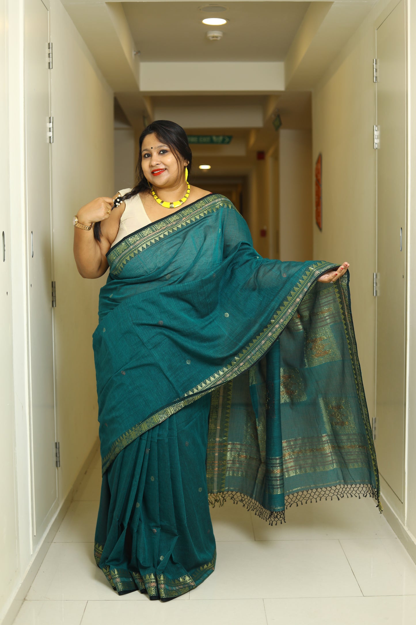 Teal Zari